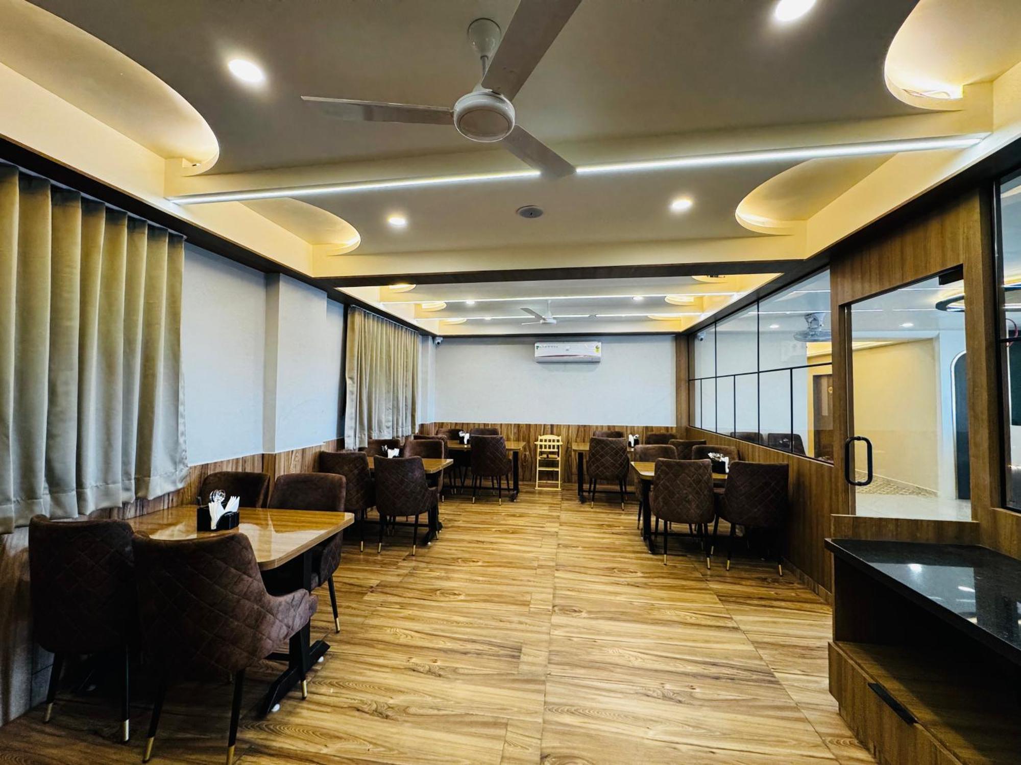 Hotel Fun N Food بهوي المظهر الخارجي الصورة